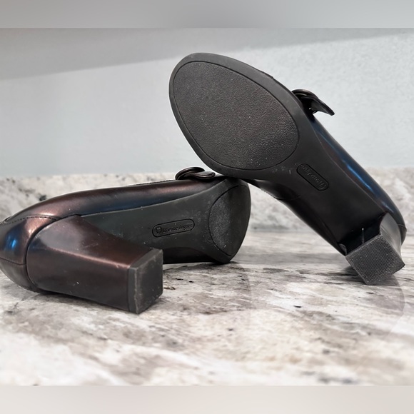 Etienne Aigner metallic Mary Janes size 7.5 - Picture 7 of 7